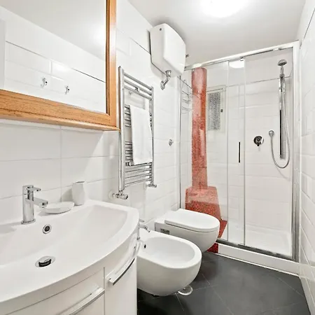 Charming Studio Flat In Esquilino 公寓