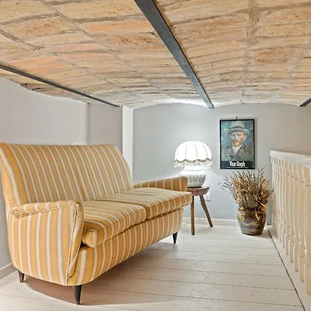 Charming Studio Flat In Esquilino * 罗马