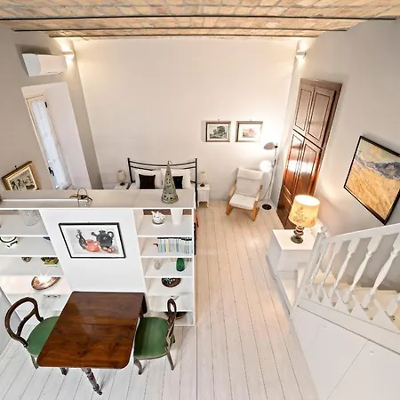 Charming Studio Flat In Esquilino 公寓